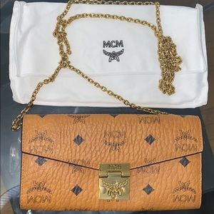 MCM Chain Purse🧡